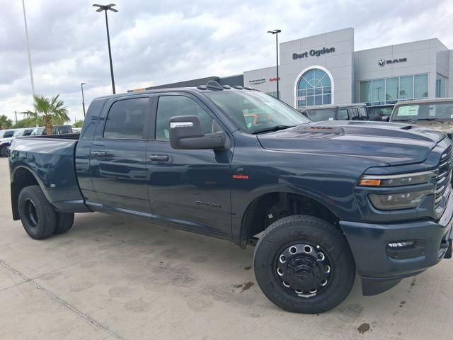2026 RAM Ram 3500 RAM 3500 LARAMIE MEGA CAB 4X4 64 BOX