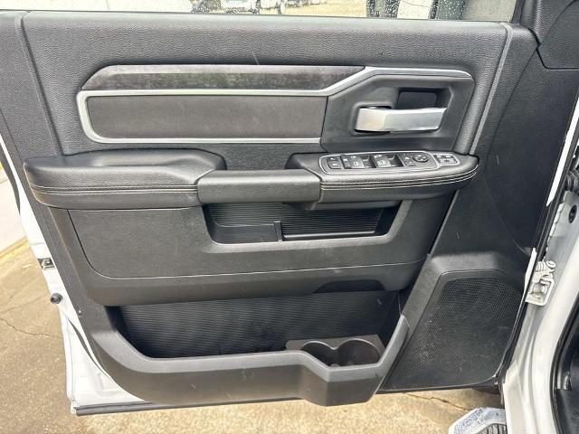 2024 Ram 3500 Big Horn Crew Cab 4x4 8' Box