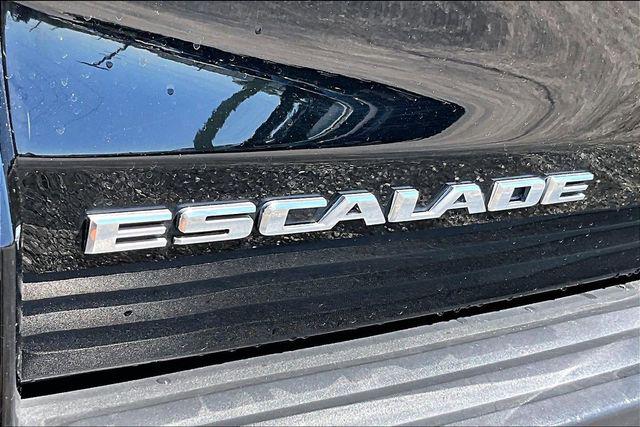 2016 Cadillac Escalade Luxury Collection