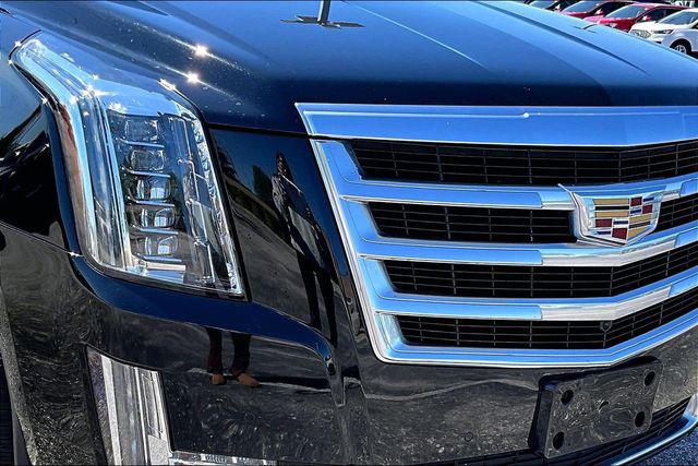 2016 Cadillac Escalade Luxury Collection