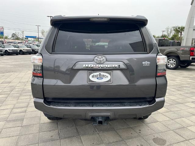 2022 Toyota 4Runner SR5