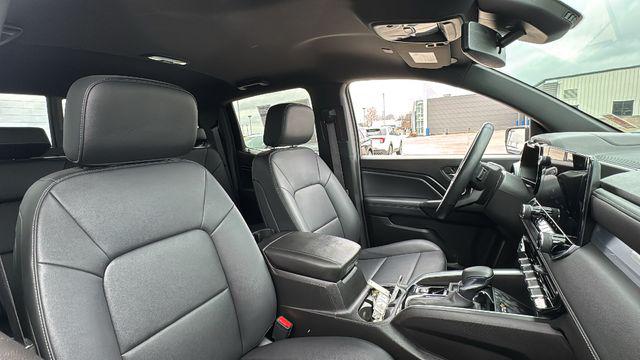 2024 Chevrolet Colorado 2WD LT