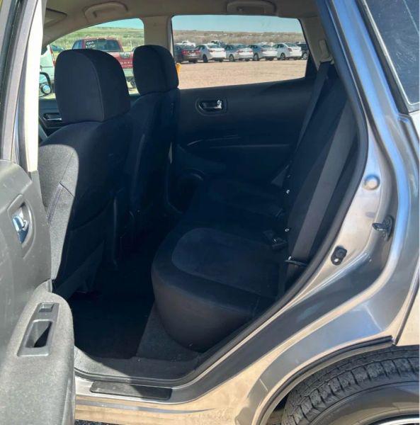 2011 Nissan Rogue S