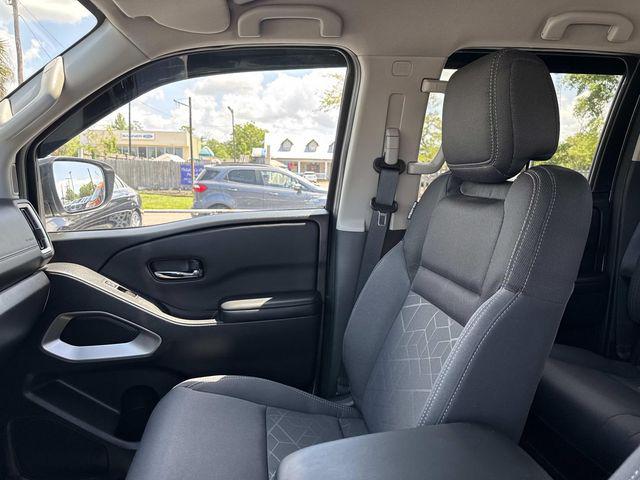 2025 Nissan Frontier Crew Cab SV 4x4