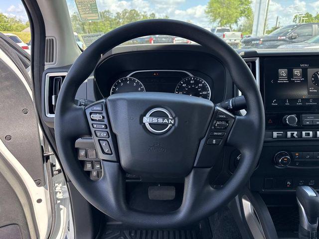 2025 Nissan Frontier Crew Cab SV 4x4