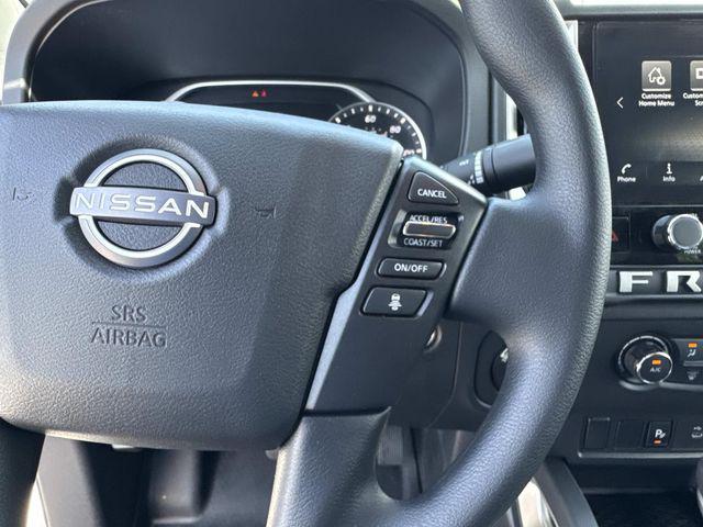 2025 Nissan Frontier Crew Cab SV 4x4