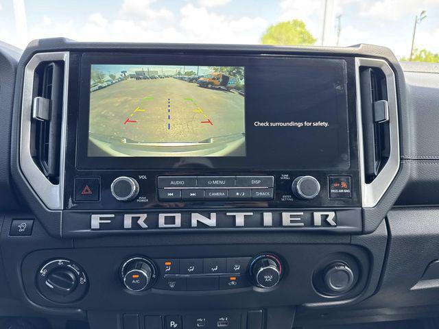 2025 Nissan Frontier Crew Cab SV 4x4