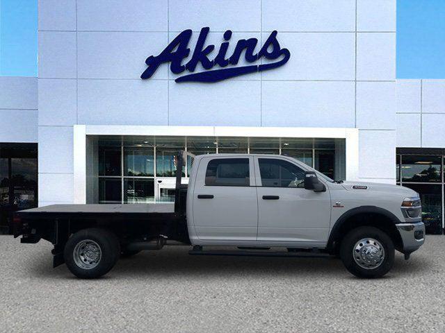 2026 RAM Ram 3500 Chassis Cab RAM 3500 TRADESMAN CREW CAB CHASSIS 4X4 60 CA