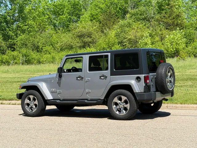 2016 Jeep Wrangler Unlimited Sahara