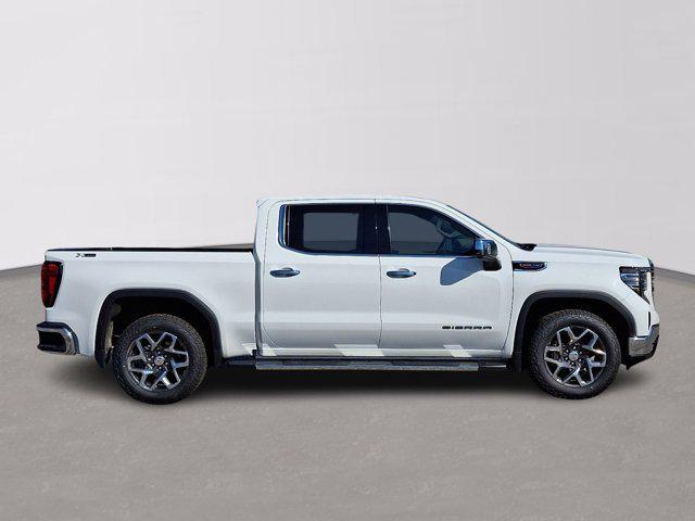2023 GMC Sierra 1500 4WD Crew Cab Short Box SLT