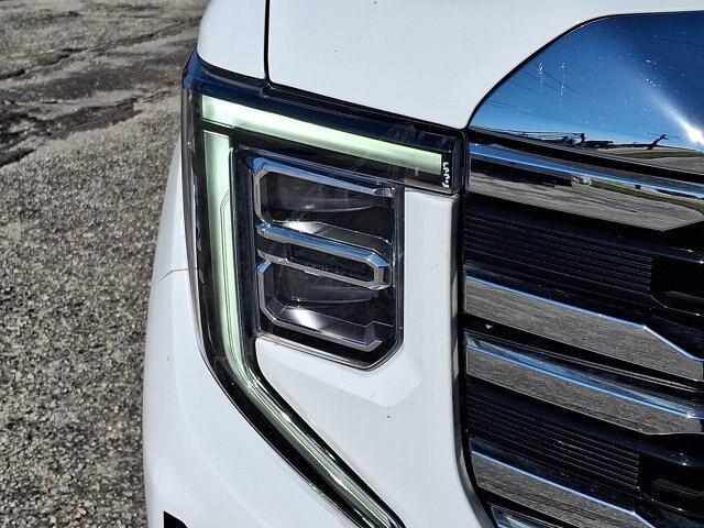 2023 GMC Sierra 1500 4WD Crew Cab Short Box SLT