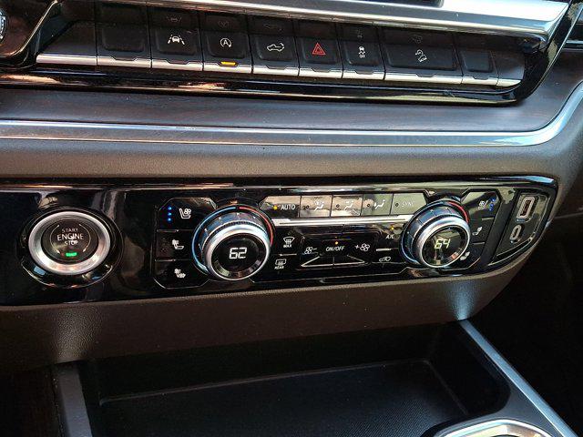 2023 GMC Sierra 1500 4WD Crew Cab Short Box SLT