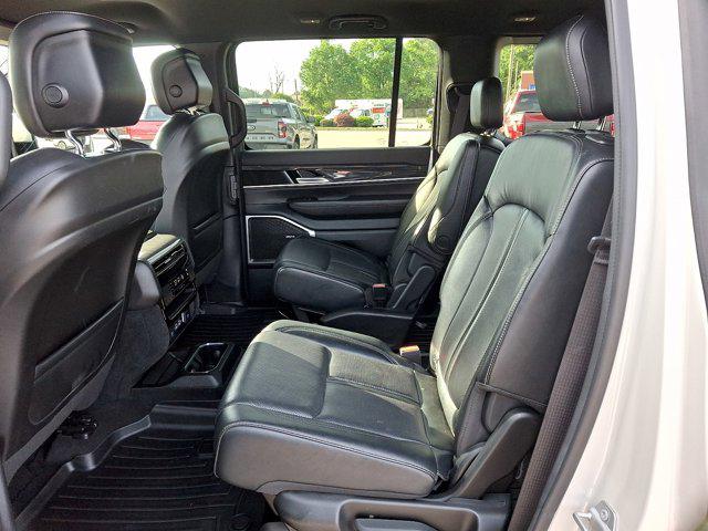 2022 Jeep Wagoneer Series III 4x4