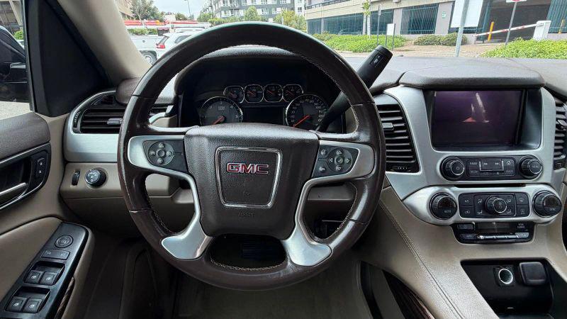 2017 GMC Yukon XL SLE