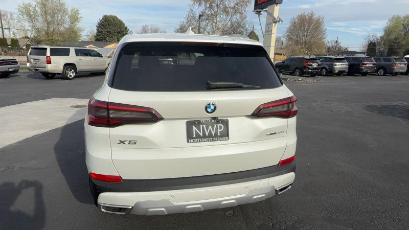 2022 BMW X5 sDrive40i