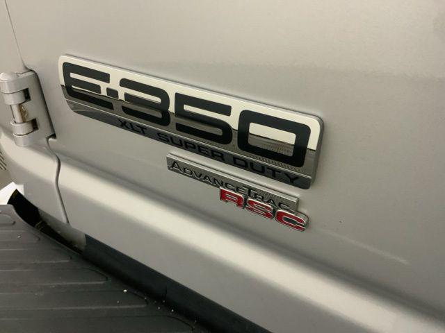 2010 Ford E-350 Super Duty XLT