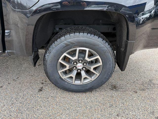 2022 GMC Canyon 4WD Crew Cab Short Box AT4 - Leather