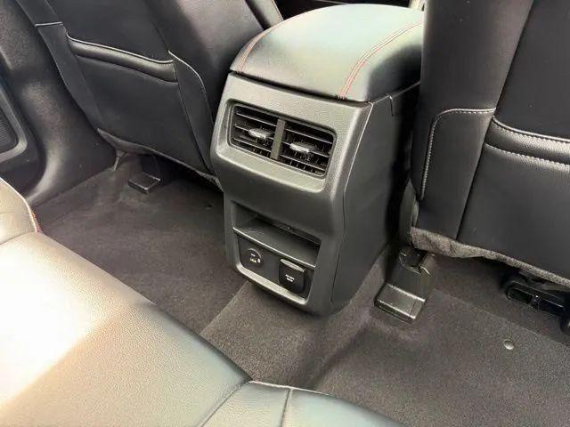 2022 Ford Edge ST-Line