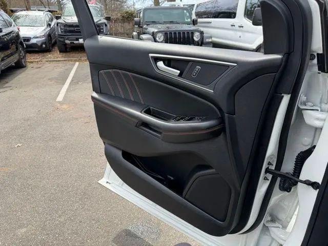 2022 Ford Edge ST-Line