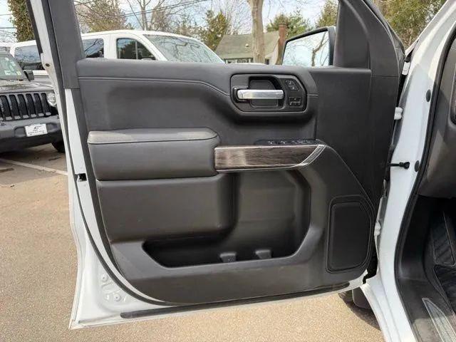 2021 Chevrolet Silverado 1500 4WD Crew Cab Short Bed LTZ