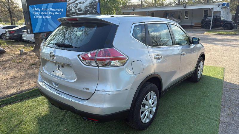 2015 Nissan Rogue S