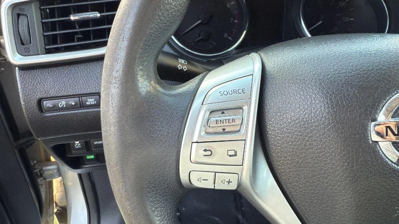 2015 Nissan Rogue S