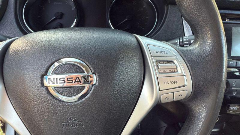 2015 Nissan Rogue S
