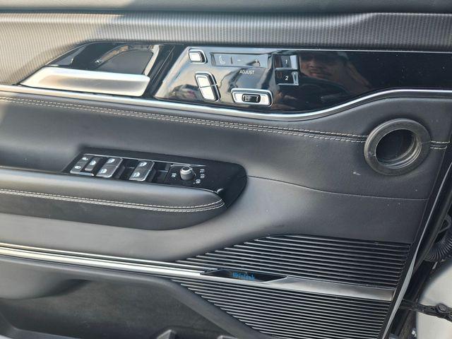 2024 Jeep Grand Wagoneer L Series II 4x4