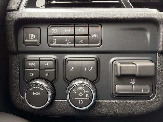 2026 Chevrolet Suburban Premier, 4WD