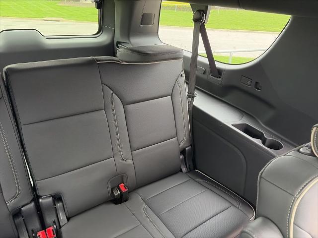 2026 Chevrolet Suburban Premier, 4WD
