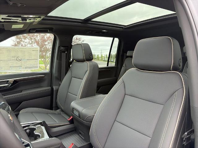 2026 Chevrolet Suburban Premier, 4WD