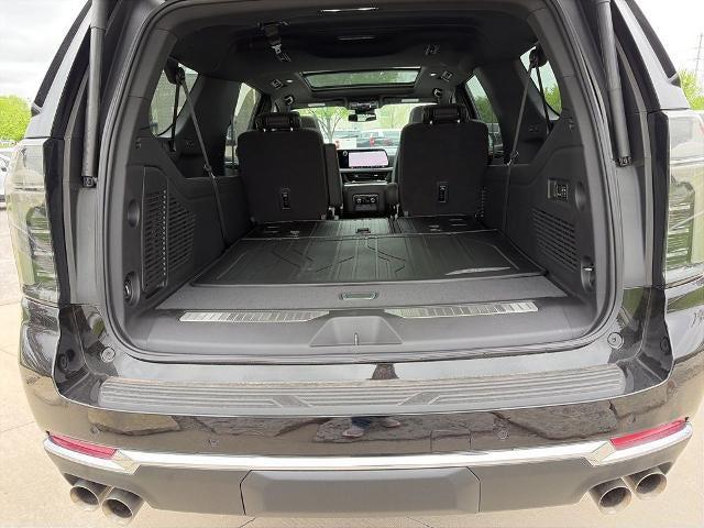2026 Chevrolet Suburban Premier, 4WD