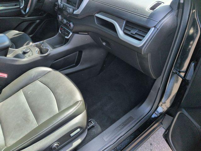 2024 GMC Terrain AWD SLT