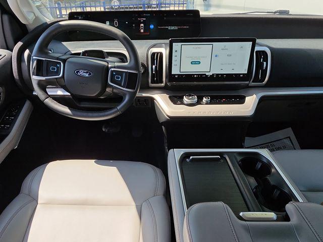 2025 Ford Expedition Active MAX