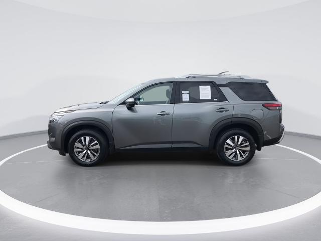 2023 Nissan Pathfinder SL 4WD