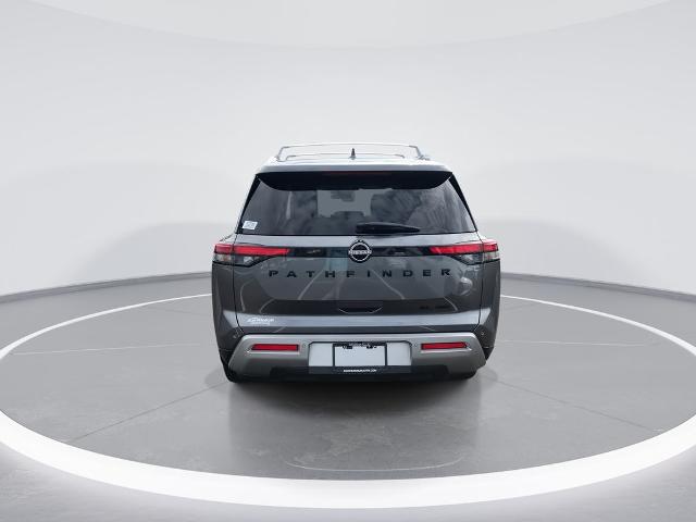 2023 Nissan Pathfinder SL 4WD