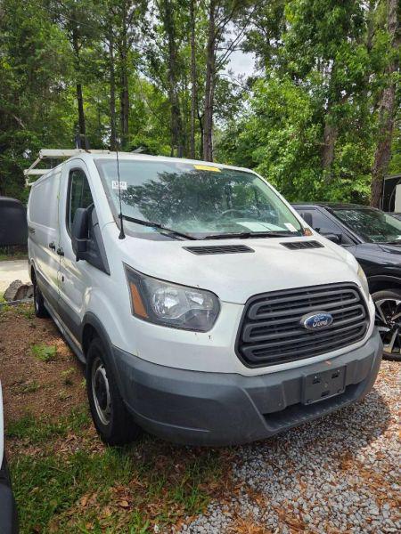 2017 Ford Transit w/Sliding Side Door w/RWB