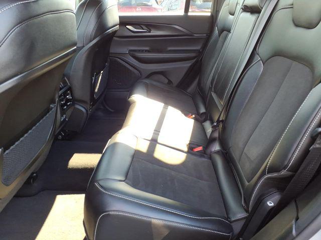 2025 Jeep Grand Cherokee Altitude 4x4
