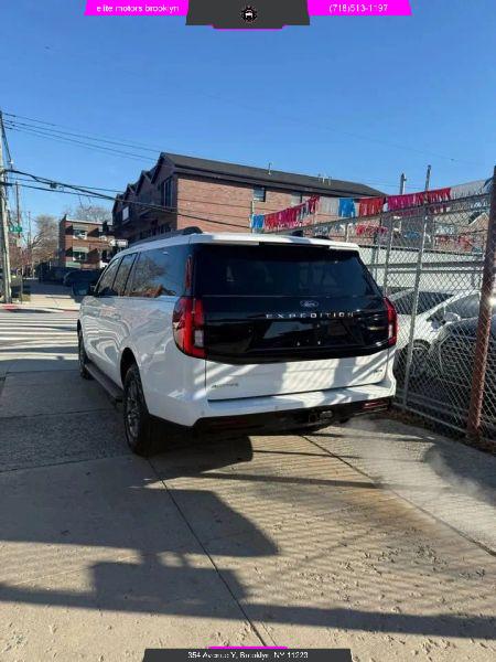2025 Ford Expedition Active MAX