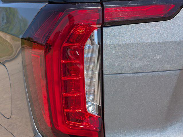 2023 GMC Yukon 4WD SLT