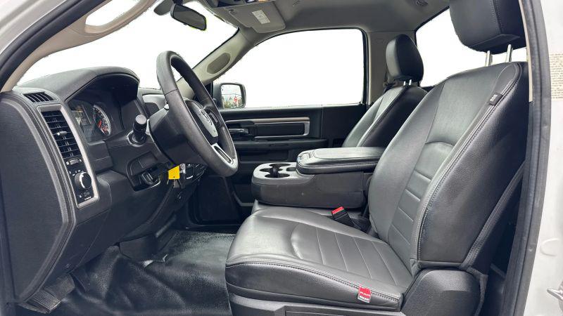 2022 Ram 1500 Classic Tradesman Regular Cab 4x2 8' Box