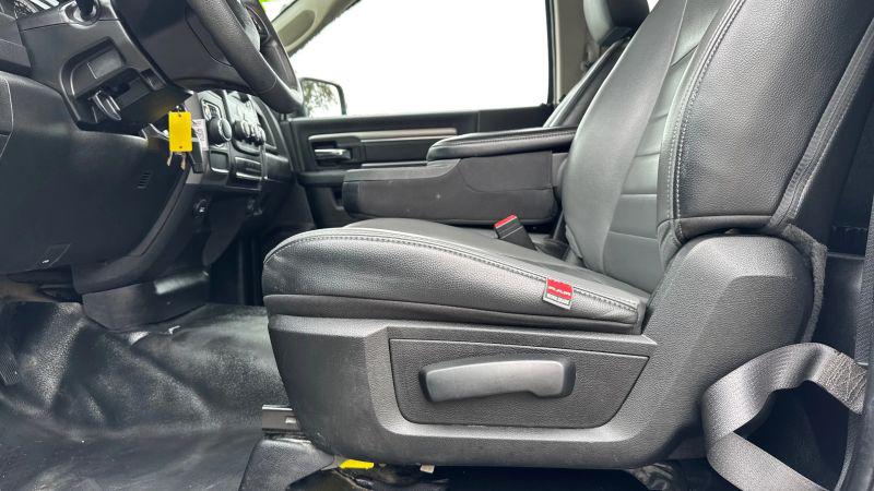 2022 Ram 1500 Classic Tradesman Regular Cab 4x2 8' Box