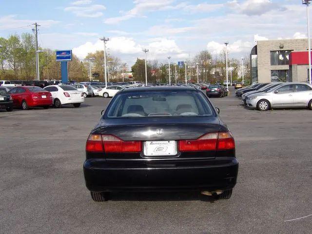 2000 Honda Accord 2.3 LX
