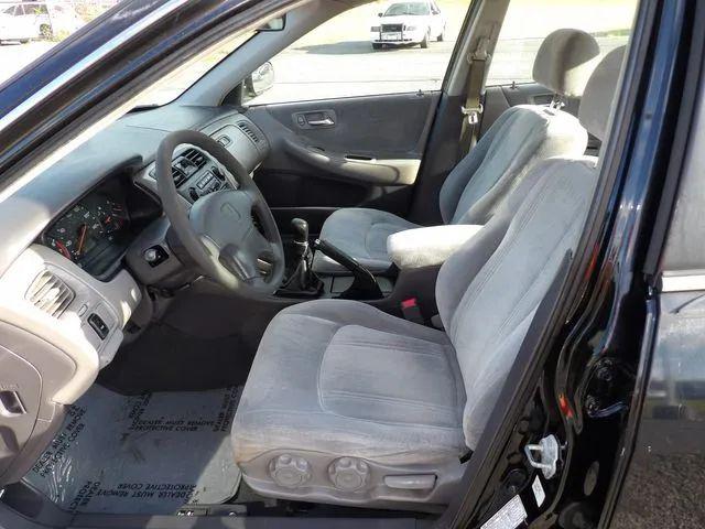 2000 Honda Accord 2.3 LX