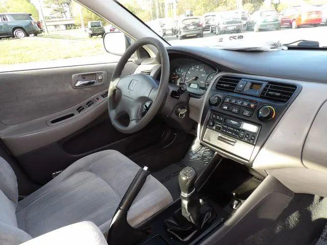2000 Honda Accord 2.3 LX