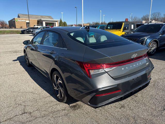 2025 Hyundai Elantra Limited