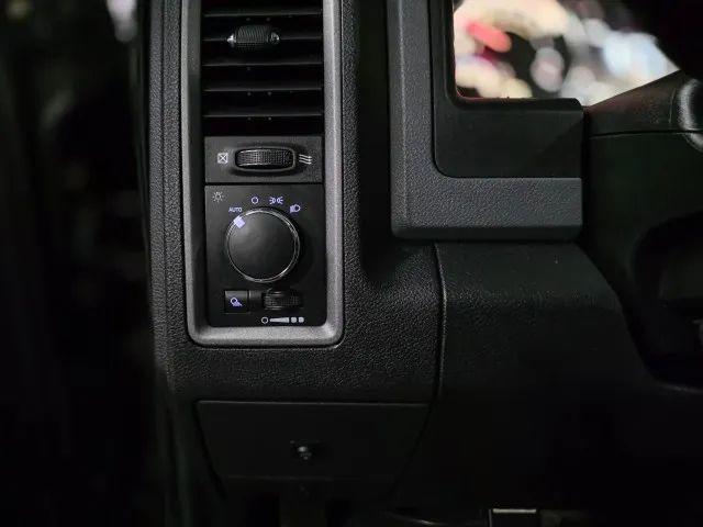 2017 Ram 1500 Tradesman Crew Cab 4x4 6'4" Box