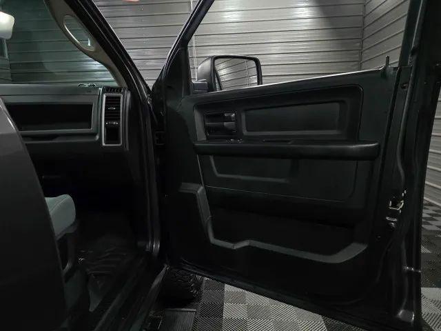 2017 Ram 1500 Tradesman Crew Cab 4x4 6'4" Box