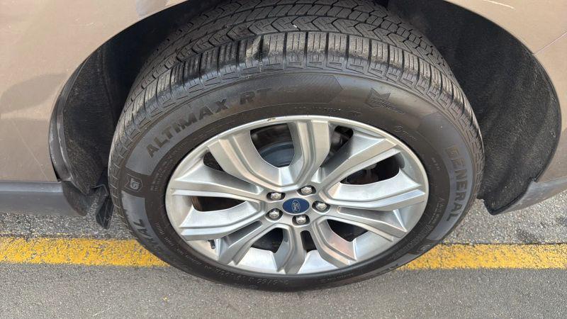 2019 Ford Edge Titanium