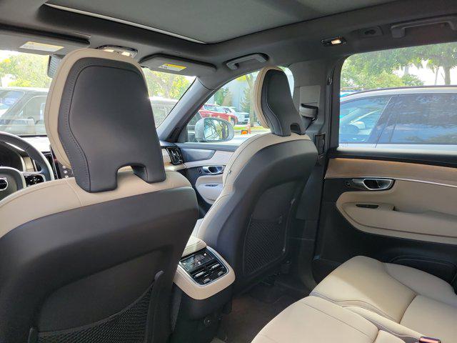 2026 Volvo XC90 Plus, B6 AWD Gas (mild hybrid), Gasoline, Bright, 7 Seats